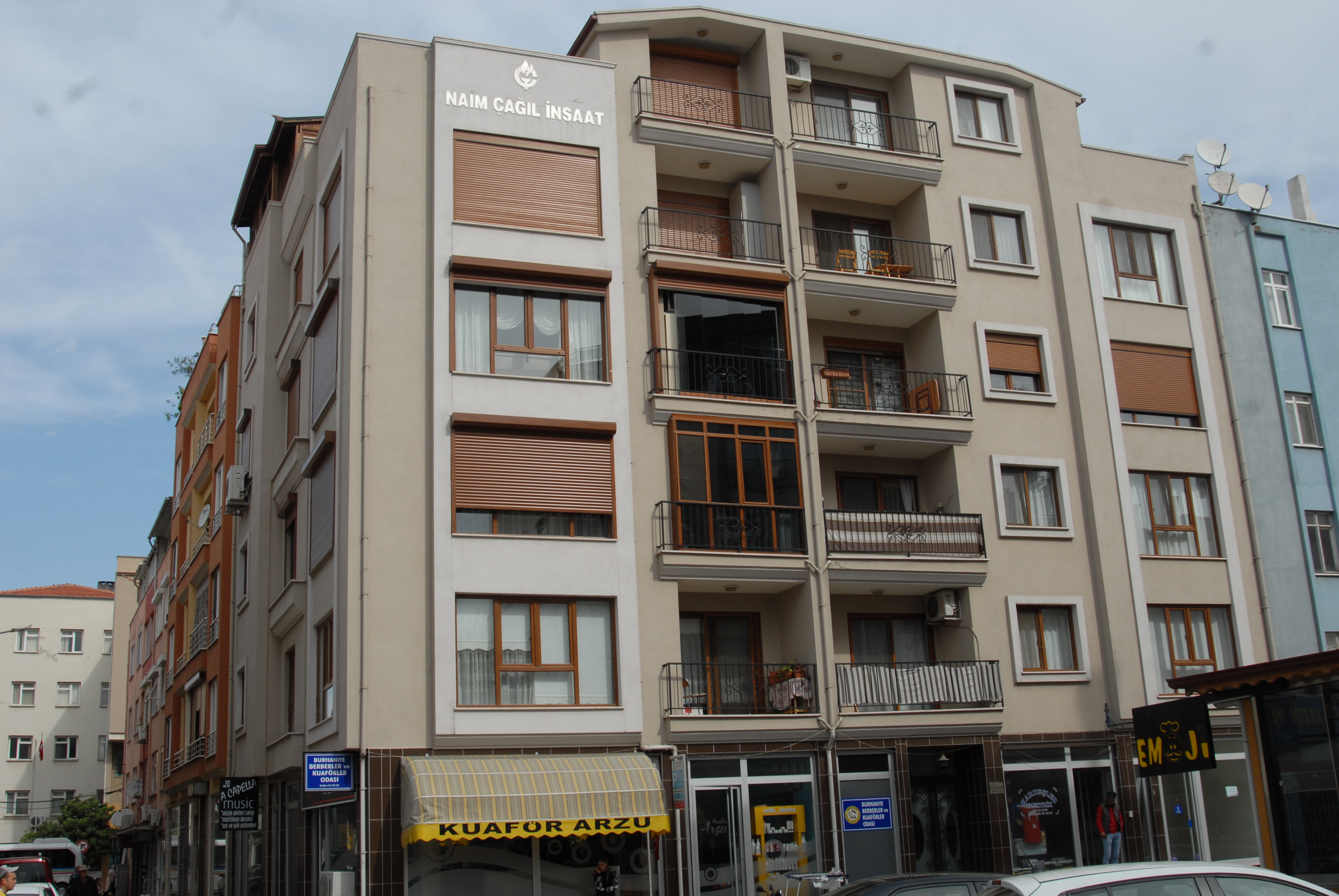 KÜÇÜKERGÖR APARTMANI